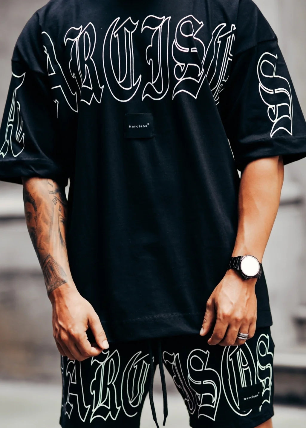 CONJUNTO OVERSIZED GOTHIC - PRETA